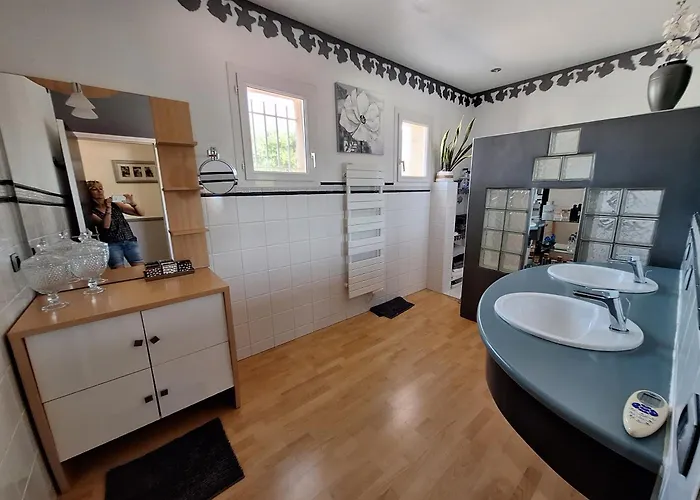 Ideal Pour Vos Espondeilhan